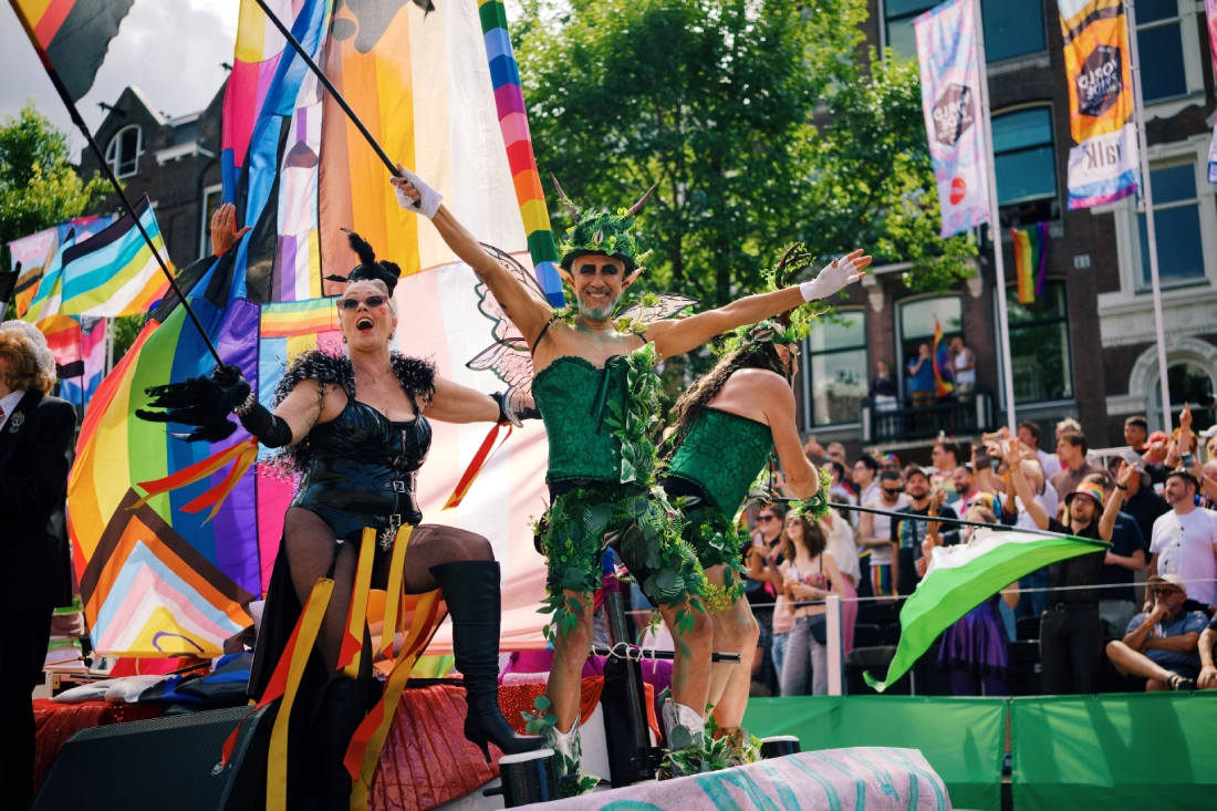 We love the energy coming from the boats to the audience &copy; Coupleofmen.com